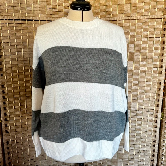 Divided Sweaters - NWT grey & white wide stripe H&M sweater XXL